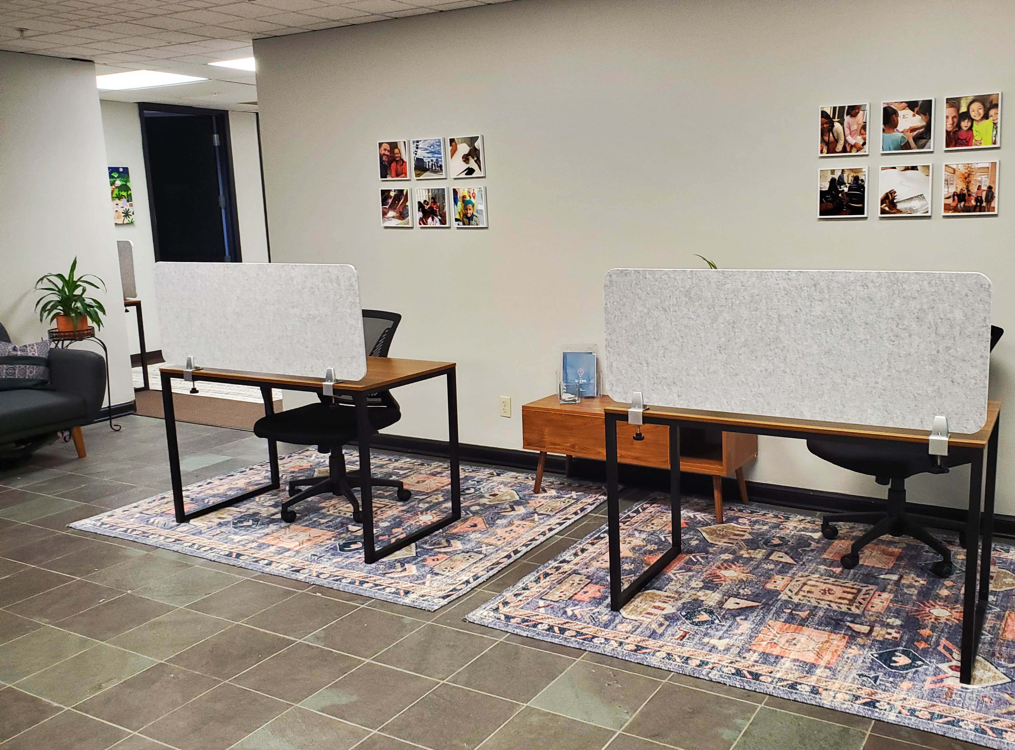 eSCAPE desk screens